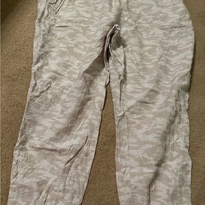 Athleta Gray Cargo Pants Lightweight Military Style